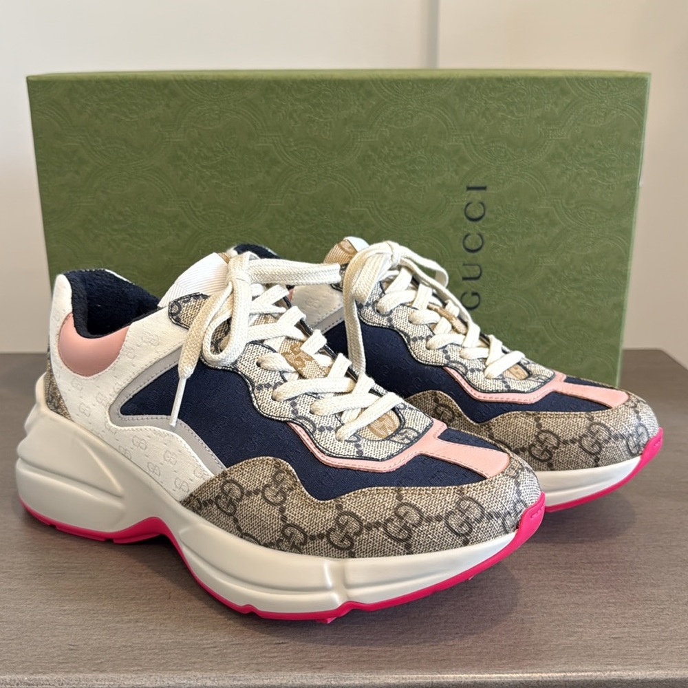 Gucci | GG Supreme Monogram Sneakers